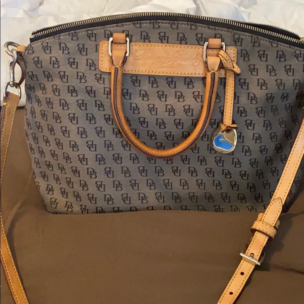 Dooney & Bourke